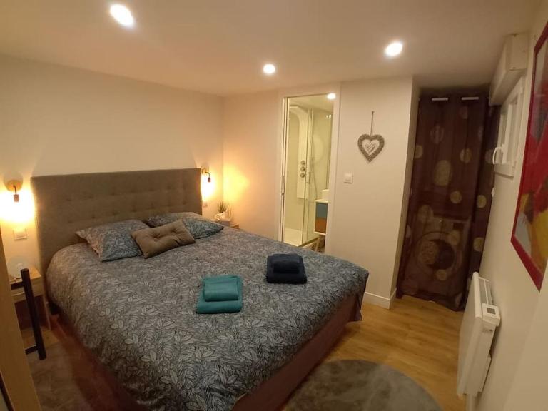 Le Cocon Cosy proche gare - B&B Sainte-Geneviève-des-Bois