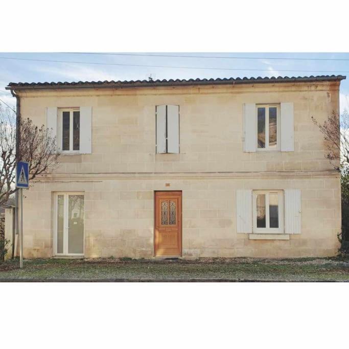 Charmante maison Girondine - B&B La Rivière