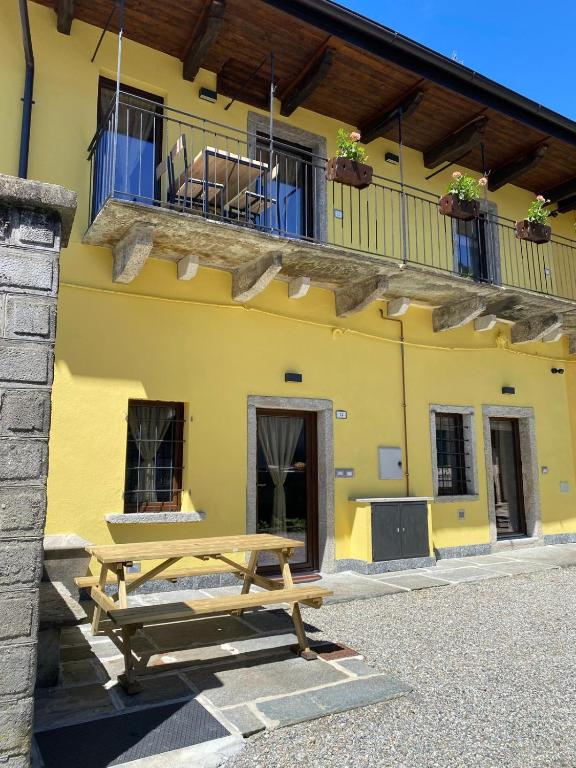 casa vacanze nigritella - B&B Ornavasso