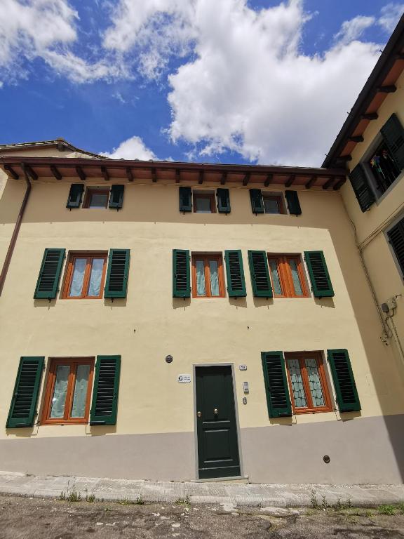 La Piazzetta - Affittacamere - B&B San Piero a Sieve