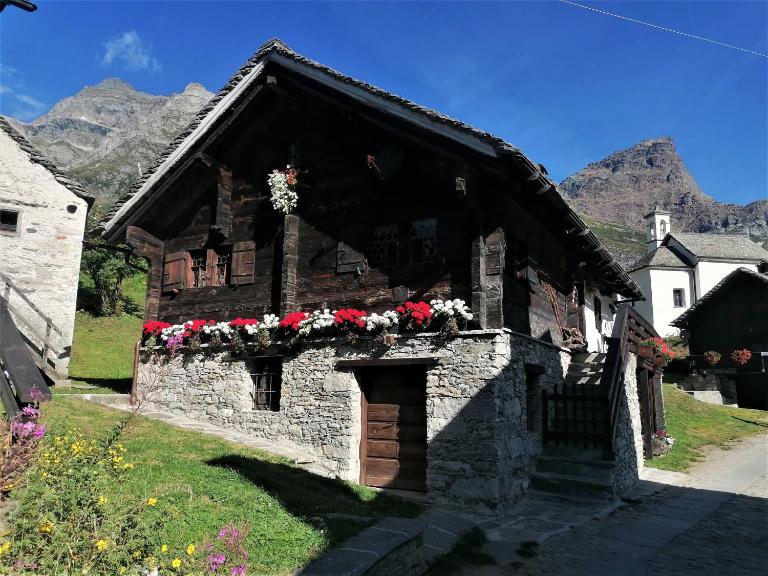 Casa Vacanza Ai Ponti - B&B Alpe Devero