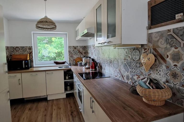 DOM v Skalke nad Váhom - B&B Skala