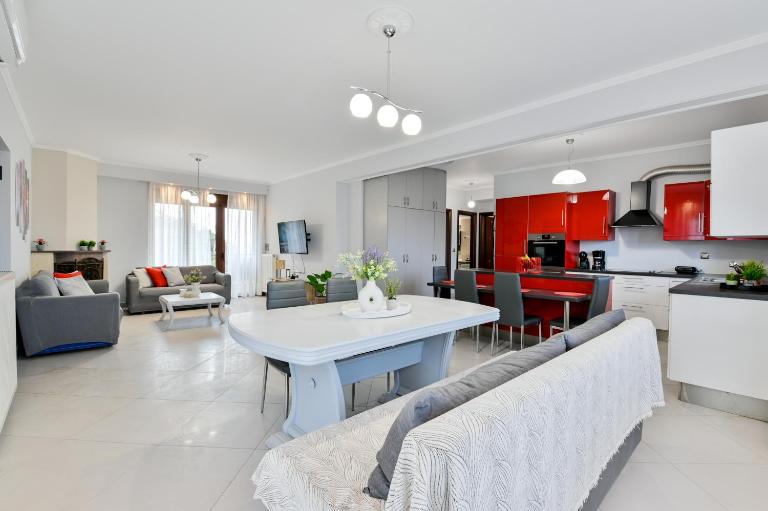 Athenas House - B&B Preveza