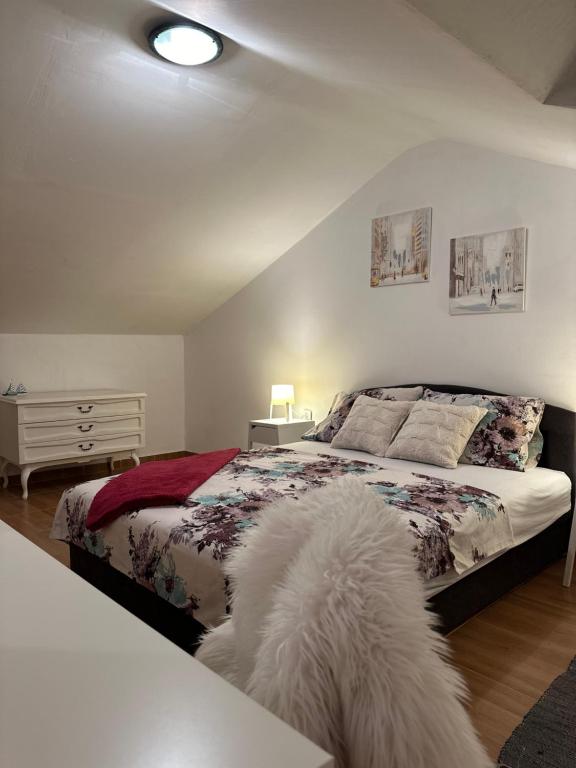 Apartman Paulina 1 - B&B Senj