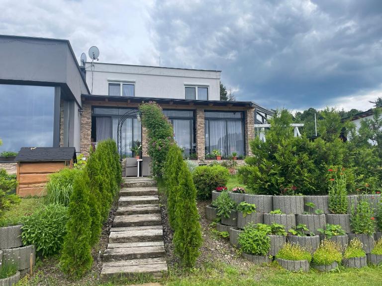 Apartmán NAVRCHU - B&B Brezno