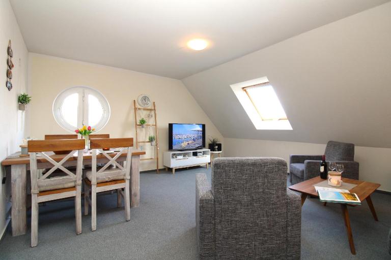 Appartementhaus Ulmenhof Fewo 10 - B&B Ostseebad Kühlungsborn