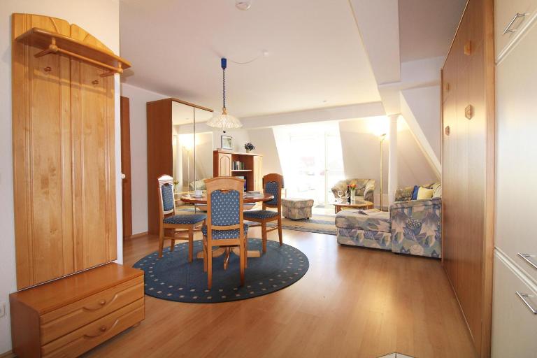 Appartementhaus Eichsfeldia Fewo 13 - Bed and Breakfast Ostseebad Kühlungsborn