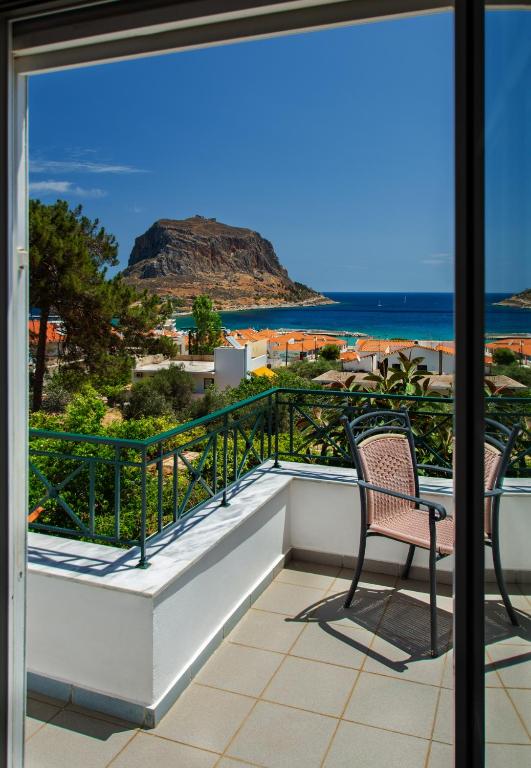 Topophilia Villa - Bed and Breakfast Monemvasia