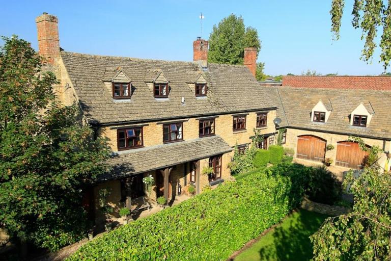 Lyne House Ideal for a celebration or reunion - B&B Kidlington