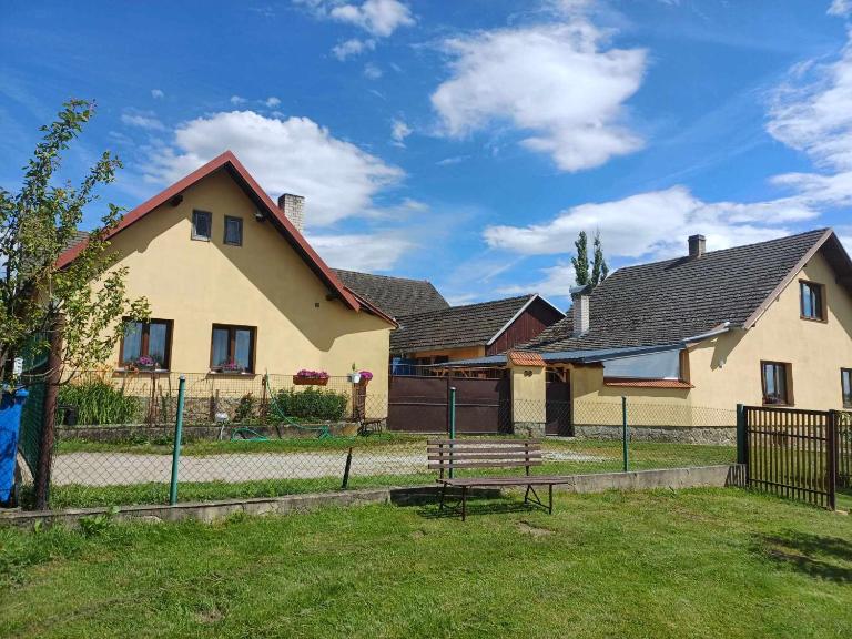 Ubytování Dobešov - B&B Černovice
