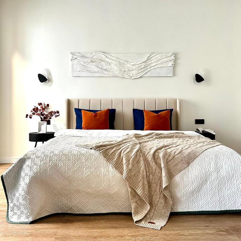 Yourhome - С видом на город и авторским дизайном - Chambres d'hôtes Almaty