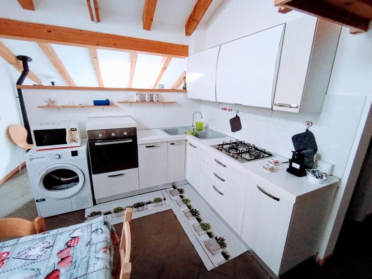 Casa vacanze Aurora con parcheggio privato - B&B Levico Terme
