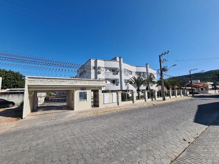 105 - Apto com 02 quartos na Praia de Bombas - Ferienwohnung Bombinhas