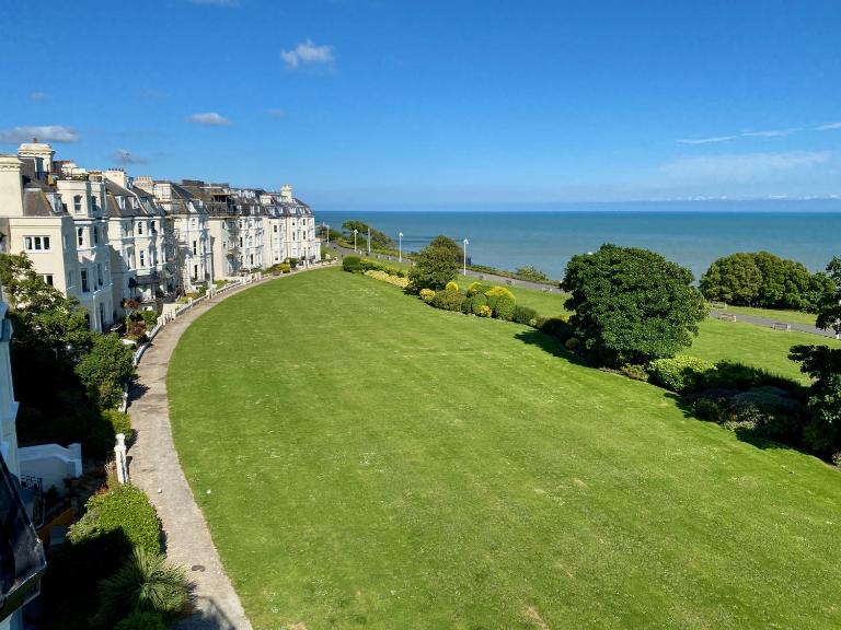 Clifton Views - Chambres d'hôtes Folkestone