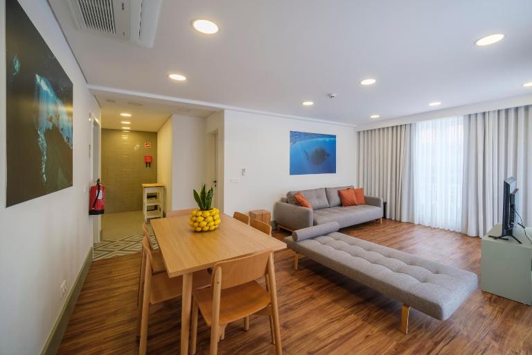 Azimute 1 - T2 Moderno Centro Histórico Angra - B&B Angra do Heroísmo