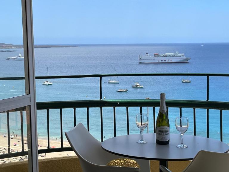 TORRES DEL SOL 14 Floor OCEAN'S BALCONY - B&B Arona
