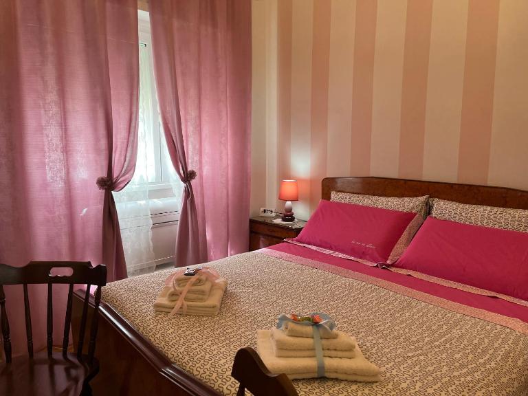 Intero Appartamento dei Pini - posto auto incluso - 4 piano senza ascensore - B&B Tivoli