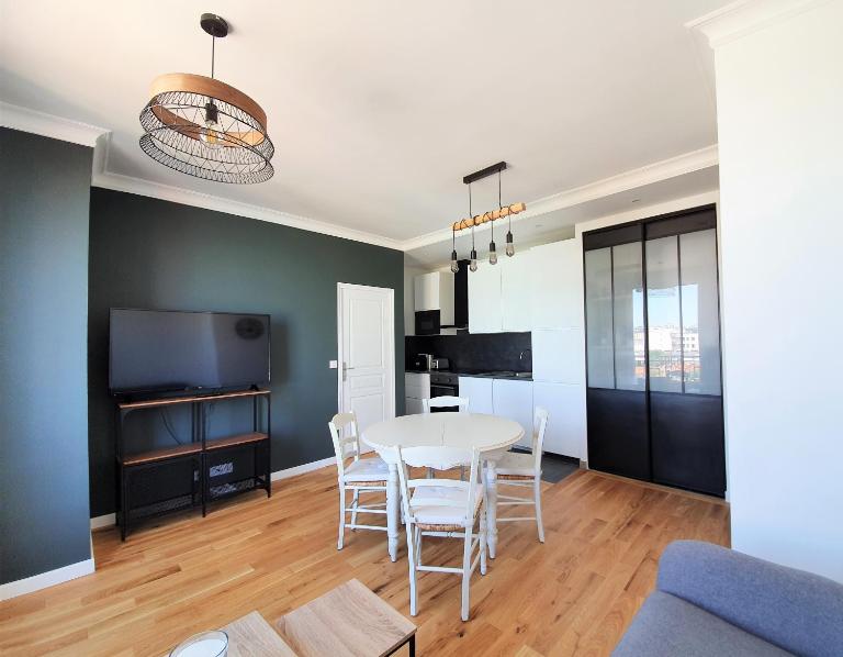 Au pied des transports Appartement lumineux - B&B Vincennes