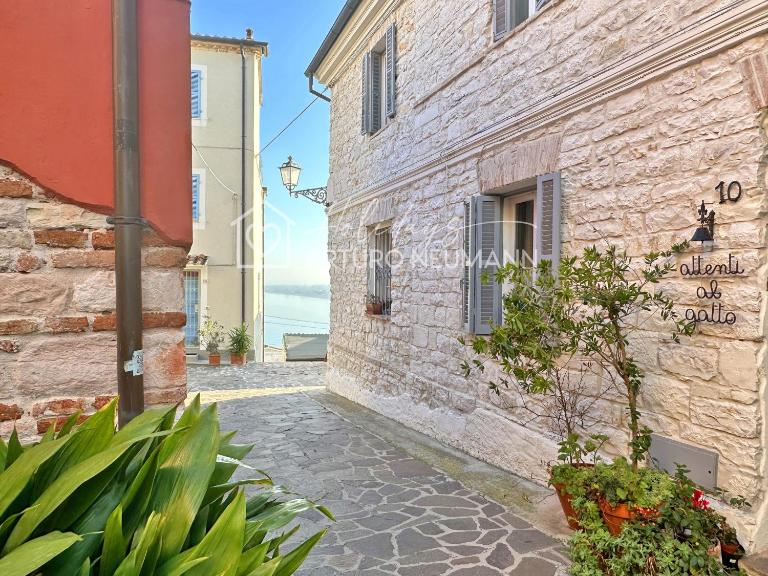 124 - Deliziosa casa cielo-terra a Numana in centro storico, con splendida vista sul mare - SPIAGGIA WHITE BEACH CLUB OMAGGIO dal lun al ven FINO AL 02-08 - Chambres d'hôtes Numana