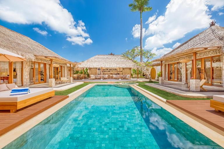 Villa Miami - New Luxury 7BDR Prime Location - B&B Seminyak
