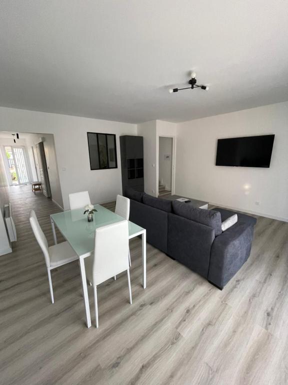 Maison 100m2 uniquement famille & professionnel - B&B Villeparisis
