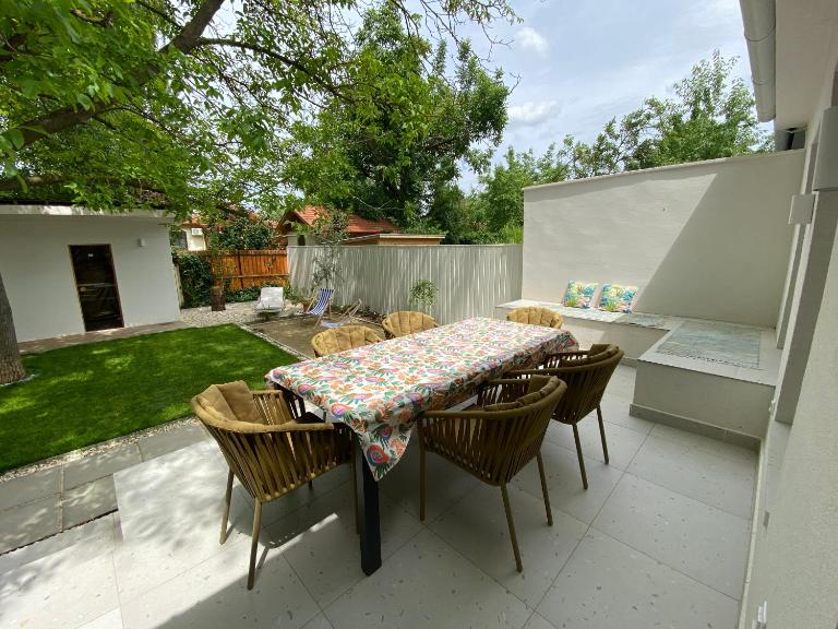 Bánhiday H31 Beach house - Bed and Breakfast Balatonakarattya
