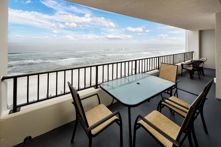 Surf Dweller 709 - Tidal Treasures - B&B Fort Walton Beach