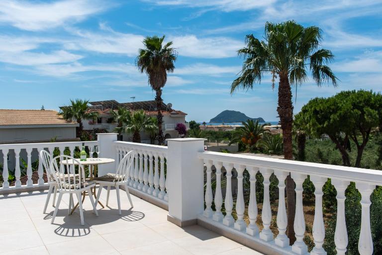White Lotus Loft & Apartments - B&B Laganas