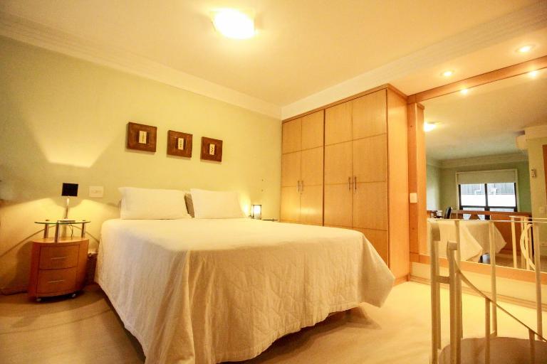 Apartamento Duplex Place Vendome! Moema, 58m2, Amplo, Conforto, Luxo! Servicos, Estacionamento, Internet, Metro! - Ferienwohnung São Paulo