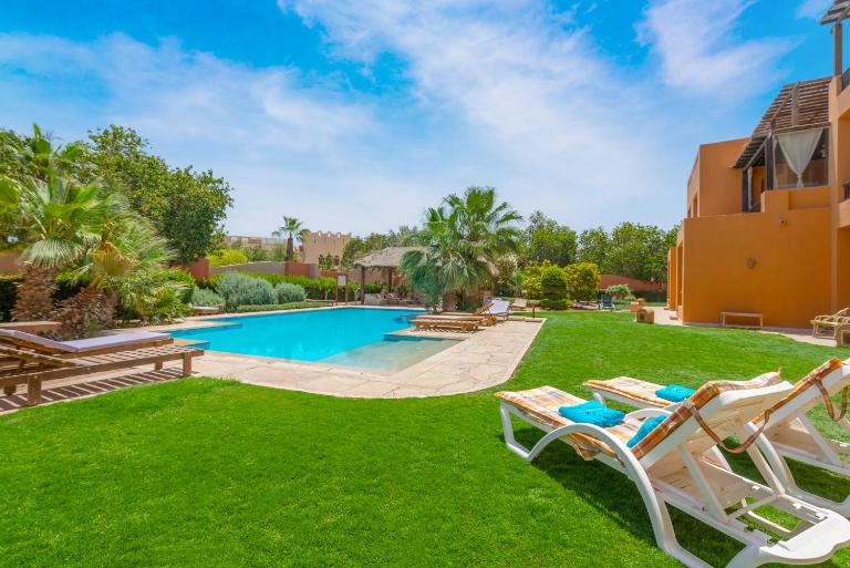 Charming Apartment with Pool in prime location - Ferienwohnung Hurghada