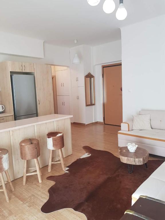 Urban by the Sea - B&B El Pireo