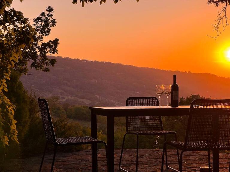 Country Villa with Netflix and Swimming Pool - B&B Volterra