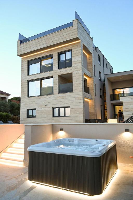 Luxury Villa Zlatko - Ferienwohnung Zadar