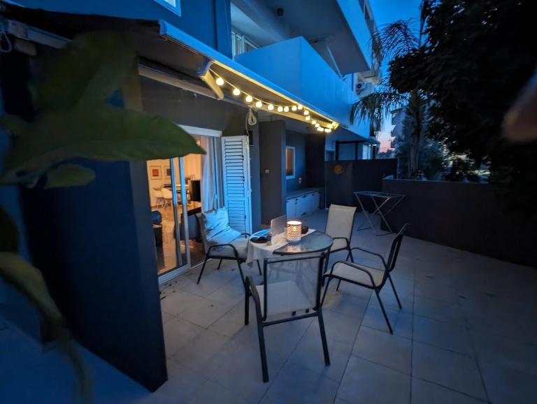 Nomad Apartment - Chambres d'hôtes Larnaca