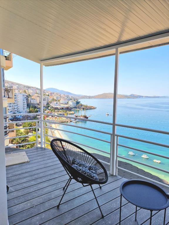 New Beachfront Apartment Pirali in Saranda City - Chambres d'hôtes Saranda