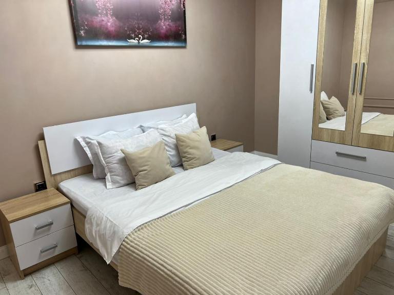 Комфортная квартира в ЖК ГРИН ПЛАЗА - Bed and Breakfast Aqtau