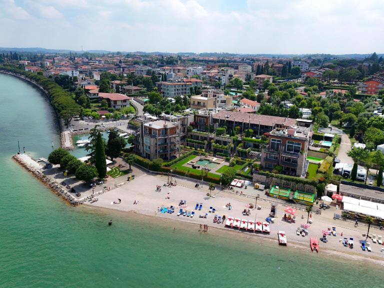 DOLCERIVA - The Lakefront Suite - B&B Peschiera del Garda