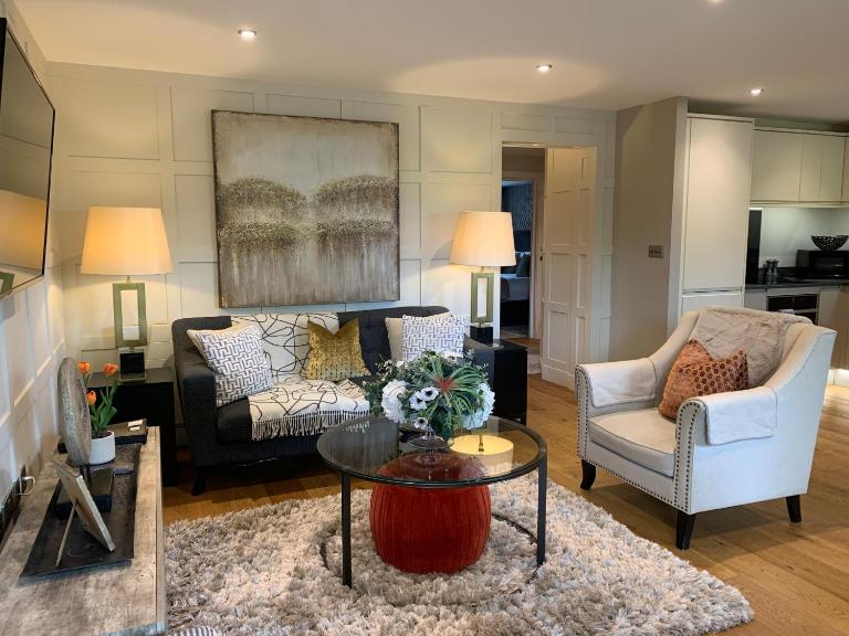 #8 Brunel House Luxury Apartment in Great Malvern - B&B Great Malvern