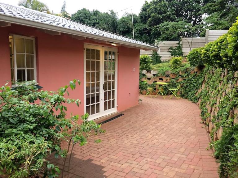 Luxurious Room in excellent proximity to Beach - Ferienwohnung Ballito