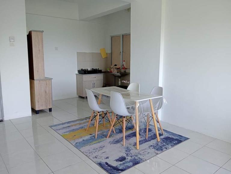 EM Camar Seaview Homestay at Sutra Villa2 - B&B Kuantan