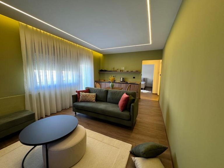 Green Oasis Apartment - Ferienwohnung Pristina