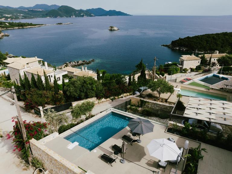 Christie's Luxury Suites by Dandy Hospitality - Ferienwohnung Sývota