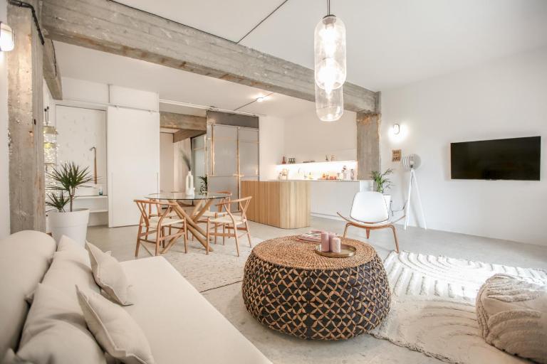 Convent Apartments - Huge One Combination - B&B Kalampáka