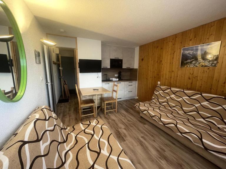 Résidence Hameaux Ii - Studio rénové 2 personnes - Plagne Village MAE-7324 - Chambres d'hôtes Aime