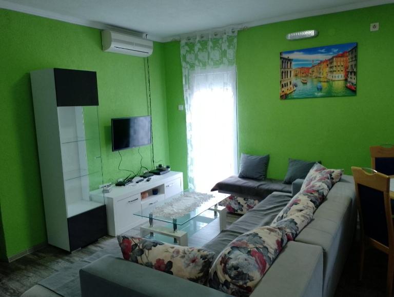 Apartman Jovanovic - Bed and Breakfast Sutomore