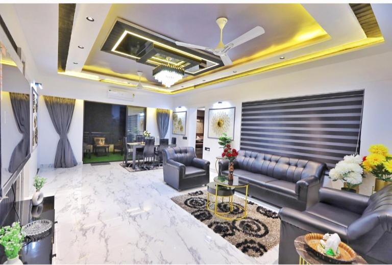Classic Premium luxurious 3bhk fully furnished apartment in koregaon park - B&B Pune