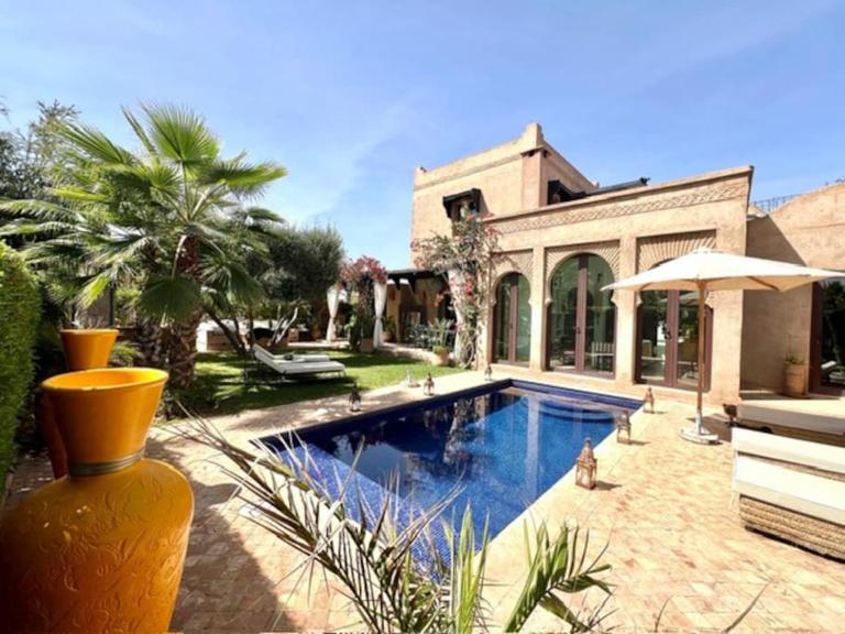 Villa LES LAURIERS, 4 suites, piscine privée, petit déjeuner compris - B&B Marrakesh