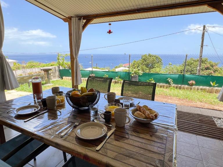 Casa François - Terrasse vue mer & clim - B&B Le Carbet