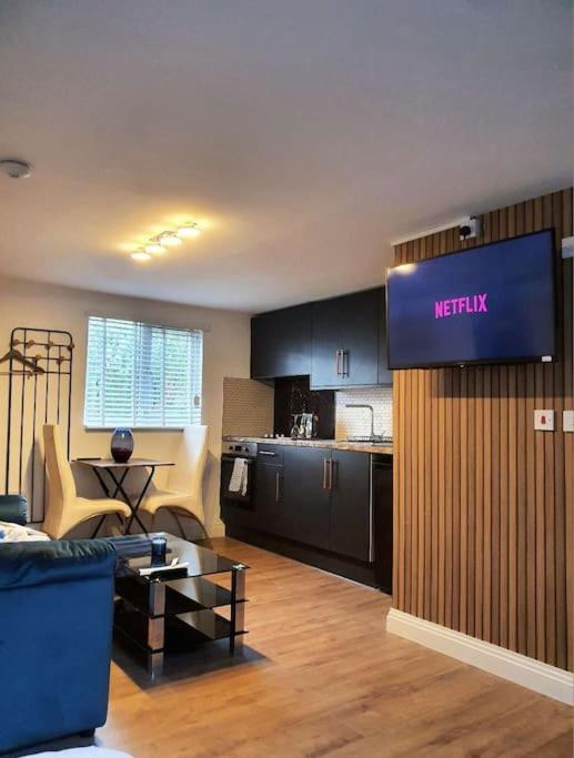 The Studio , chic 3rd floor apartment near City Centre - B&B Nottingham