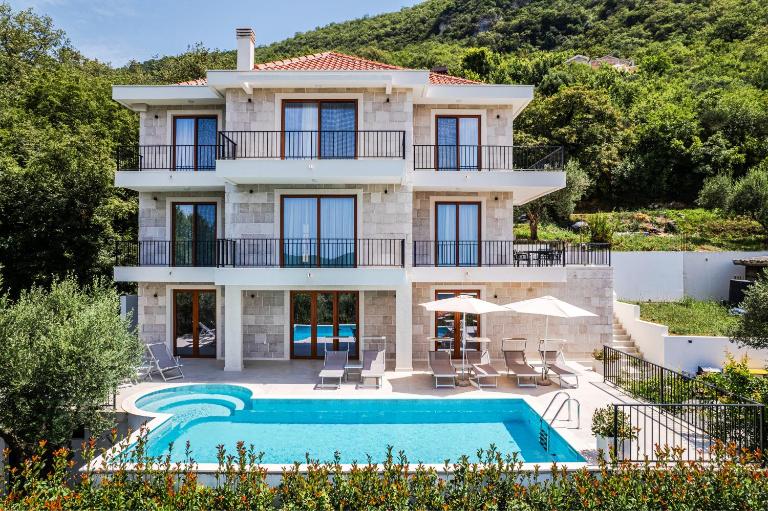 Villa Fotinia - B&B Budva